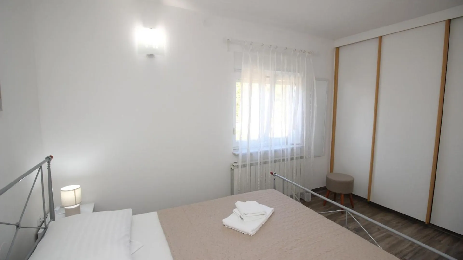 Apartments By The Sea Punat, Krk - 24183  Punat